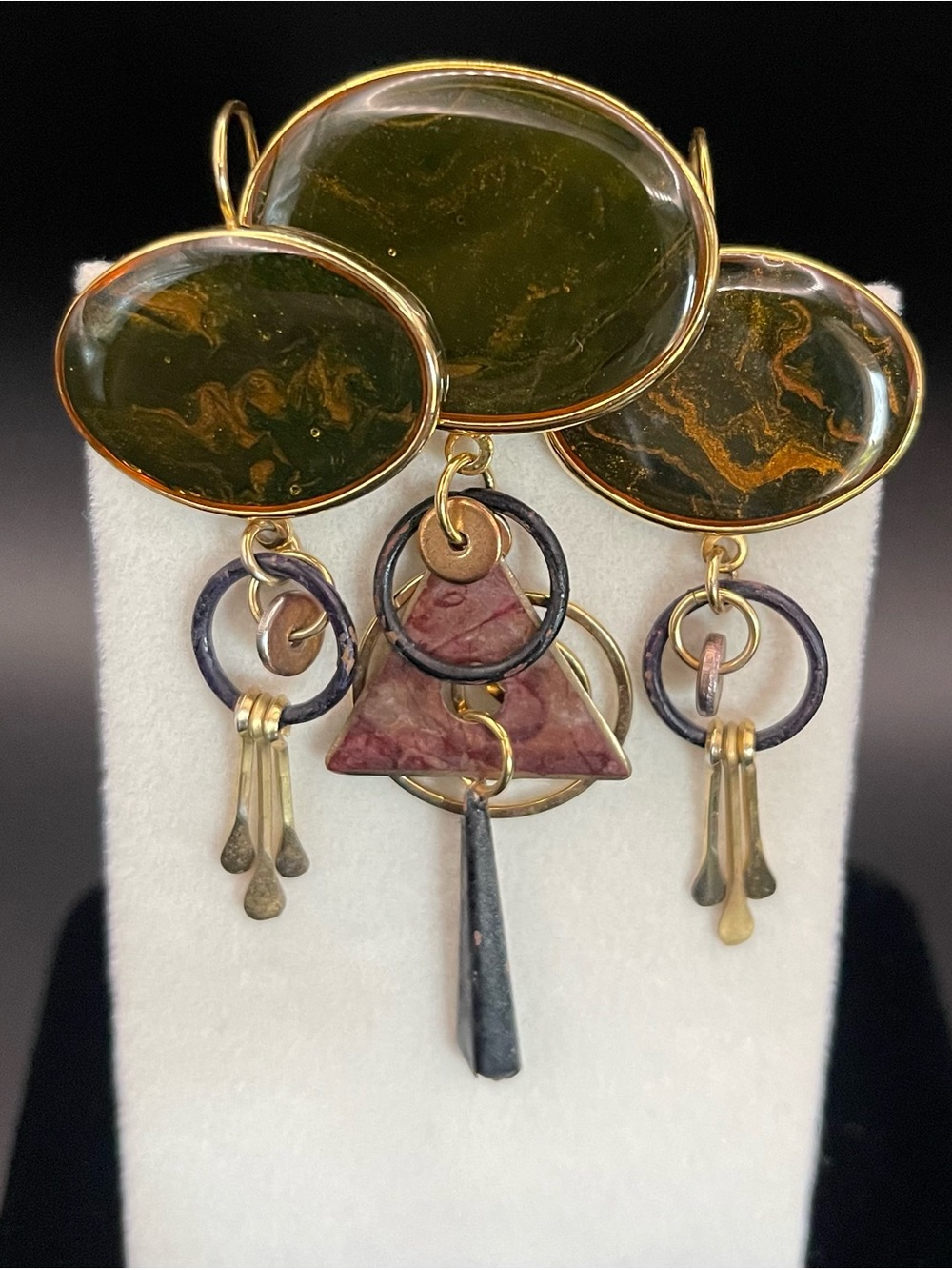 Vintage 1980s Modernist Green Baltic Amber Brooch & Earring Set Demi-Parure 18g